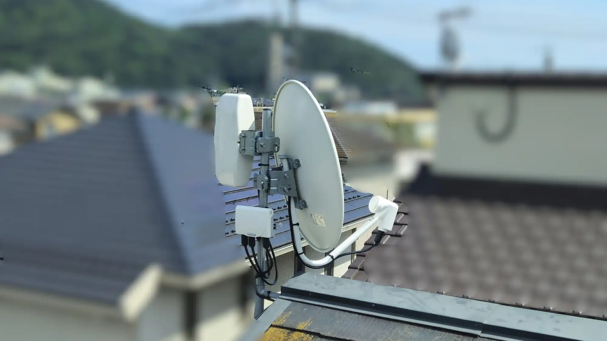 【2026年8月9日】新規設置したアンテナとブースター【神奈川県秦野市】