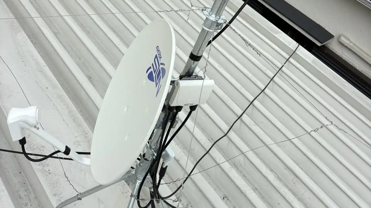 【2026年9月26日】新しく交換したサン電子製の『4K8K衛星放送対応　BS・110度CSアンテナ 45cm型 CBD-K045』と『4K8K衛星放送対応　電源分離型 利得切換式CS・BS・UHFブースタ（HCBU453）』【東京都大田区】