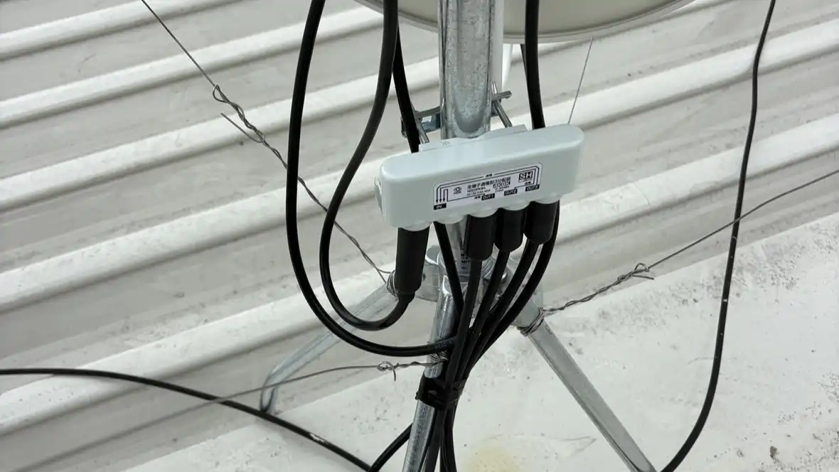 【2026年9月26日】新しく交換した二幸電気工業製の『4K8K放送受信対応 ＳＨマーク付 屋外用全端子通電型3分配器 NOD3PK8A』【東京都大田区】